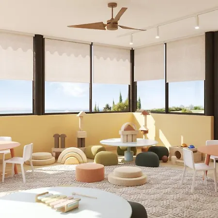 מלון Louis Ionian Sun 4*